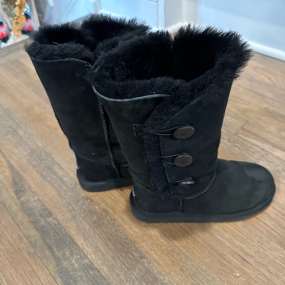 Ugg Bailey button triplet button - black - Picture 2 of 6